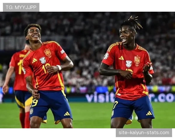 尼科·威廉斯如何确立并维系其在西班牙国家队的核心地位？